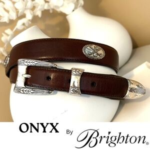 Vintage Brighten Men’s Leather Golf Belt with Silver Buckle Size 42 EUC